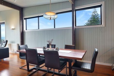 Photo of property in 7 Tutere Street, Waikanae Beach, Waikanae, 5036