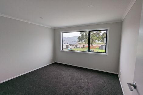 Photo of property in 15 Castletown Street, Wallaceville, Upper Hutt, 5018