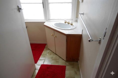 Photo of property in 25 Verbena Road, Birkdale, Auckland, 0626