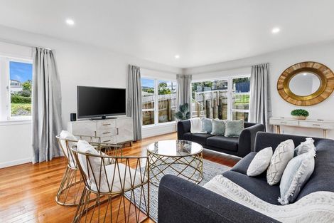 Photo of property in 36 Killarney Avenue, Torbay, Auckland, 0630
