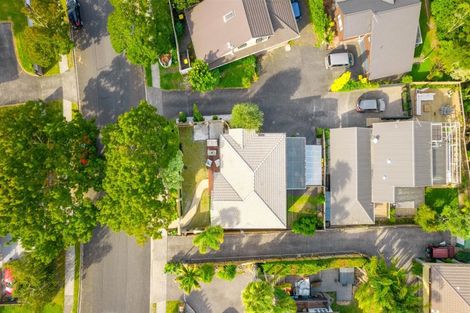 Photo of property in 1/22 Lagoon Way, West Harbour, Auckland, 0618