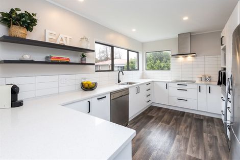 Photo of property in 2/230 Bucklands Beach Road, Bucklands Beach, Auckland, 2012