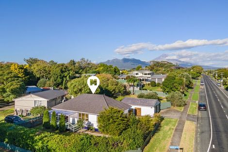 Photo of property in 29 Curtis Street, Okato, 4335