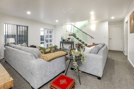 Photo of property in 35a Freyberg Avenue, Papatoetoe, Auckland, 2104