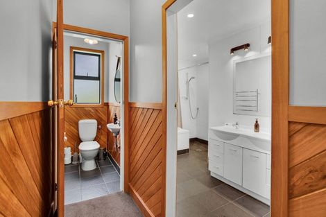 Photo of property in 300 Awai Road, Tarurutangi, New Plymouth, 4372