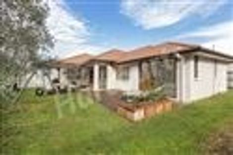 Photo of property in 115 Cyril French Drive, Flat Bush, Auckland, 2016