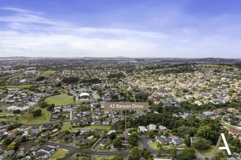 Photo of property in 42 Banyan Drive, Totara Heights, Auckland, 2105
