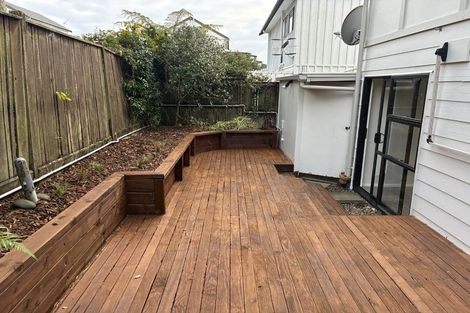 Photo of property in 11/15 Roseberry Avenue, Birkenhead, Auckland, 0626