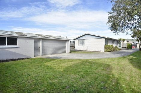Photo of property in 25 Bayswater Crescent, Bromley, Christchurch, 8062