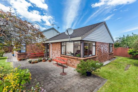 Photo of property in 1/10 Camden Place, Papatoetoe, Auckland, 2025