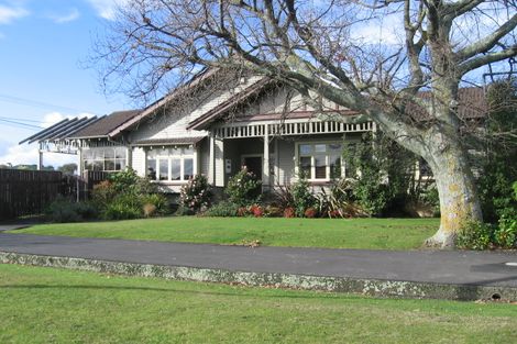 Photo of property in 35 East Street, Feilding, 4702