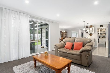 Photo of property in 12 Lynley Park Drive, Omokoroa, 3114