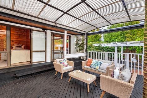 Photo of property in 2/18 Long Bay Drive, Torbay, Auckland, 0630