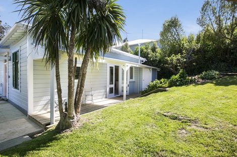 Photo of property in 60 Gladstone Road, Dalmore, Dunedin, 9010