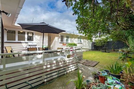 Photo of property in 42 Sunshine Crescent, Kelson, Lower Hutt, 5010