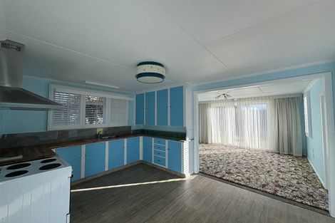 Photo of property in 563 Waitarere Beach Road, Waitarere Beach, Levin, 5510