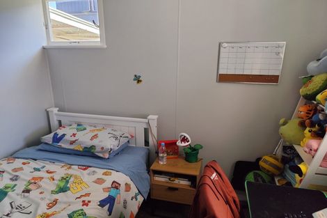 Photo of property in 20 The Esplanade, Eastern Beach, Auckland, 2012