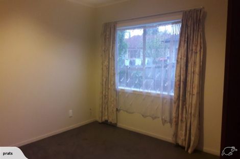 Photo of property in 23 Faith Bullock Place, New Lynn, Auckland, 0600