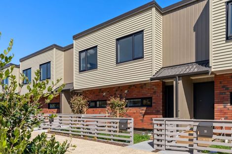 Photo of property in 35 Walmsley Road, Mangere, Auckland, 2022