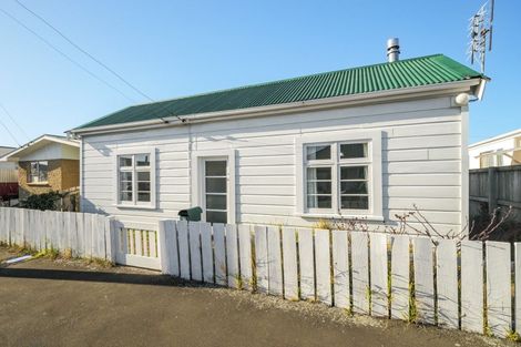 Photo of property in 15 Osmond Street, South Dunedin, Dunedin, 9012