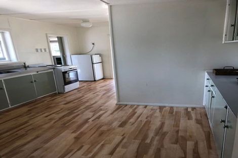 Photo of property in 427 High Street South, Carterton, 5713