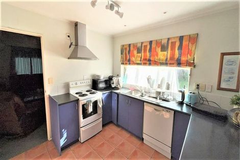 Photo of property in 57 Stratford Road, Manurewa, Auckland, 2105