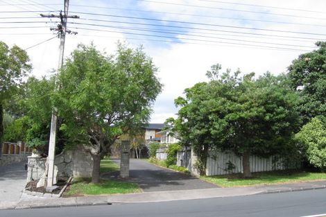 Photo of property in 231 Beach Road, Campbells Bay, Auckland, 0630