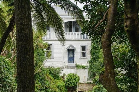 Photo of property in 17 Boundary Road, Kelburn, Wellington, 6012