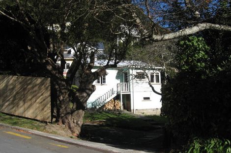 Photo of property in 4 Marama Terrace, Eastbourne, Lower Hutt, 5013