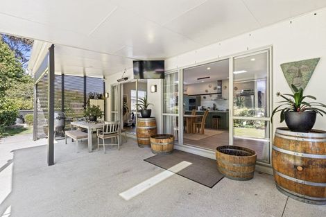 Photo of property in 12 Cotswolds Close, Otamatea, Whanganui, 4500