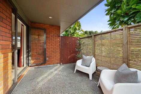 Photo of property in 33a Lismore Street, Strandon, New Plymouth, 4312