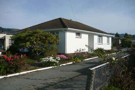 Photo of property in 52 Opie Street, Waimate, 7924