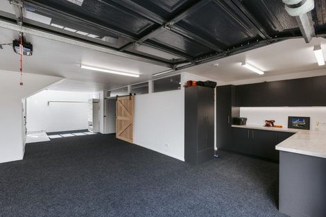 Photo of property in 36 Downing Place, Welcome Bay, Tauranga, 3112