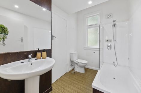 Photo of property in 28 Stonelaw Terrace, Maori Hill, Dunedin, 9010