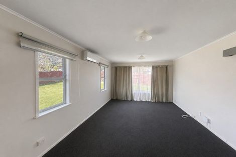 Photo of property in 613 Massey Road, Mangere, Auckland, 2022