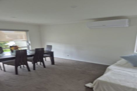 Photo of property in 16 Kutukutu Street, Takanini, 2112