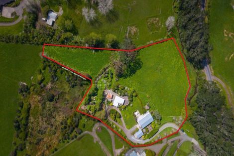 Photo of property in 2 Valley Road, Waitoki, Kaukapakapa, 0871