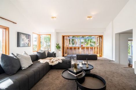 Photo of property in 13 Richmond Avenue, Northcote Point, Auckland, 0627