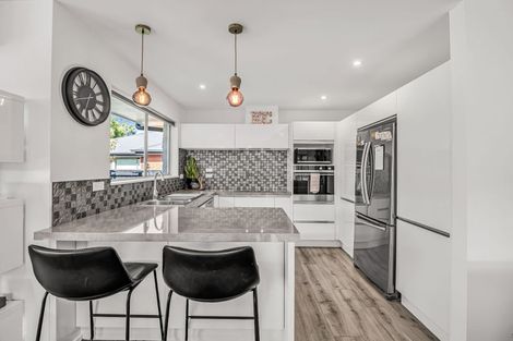 Photo of property in 500c Harewood Road, Harewood, Christchurch, 8051