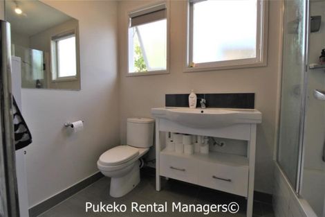 Photo of property in 34 Duggan Avenue, Mangere, Auckland, 2022