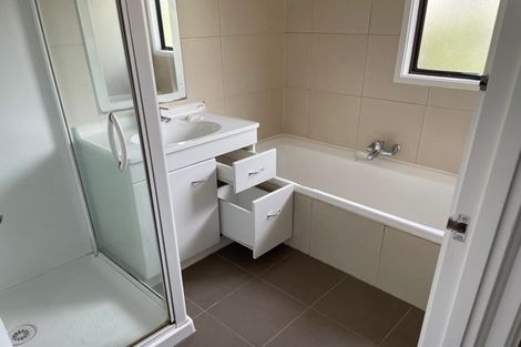 Photo of property in 104 Spinella Drive, Bayview, Auckland, 0629