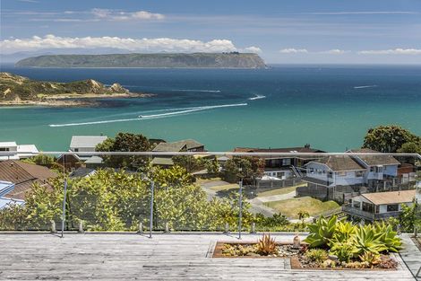 Photo of property in 9 Tregear Place, Camborne, Porirua, 5026