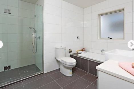 Photo of property in 33 Stamford Crescent, Flat Bush, Auckland, 2019