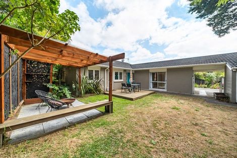 Photo of property in 62a Chatsworth Road, Silverstream, Upper Hutt, 5019