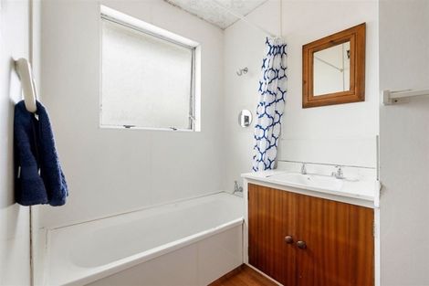 Photo of property in 3/104 Picton Avenue, Riccarton, Christchurch, 8011