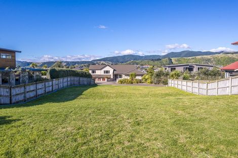 Photo of property in 17 Metzenthin Close, Raumati South, Paraparaumu, 5032
