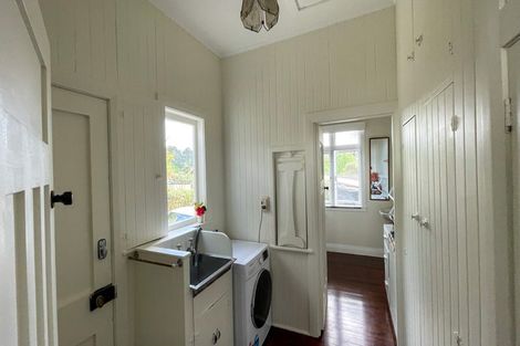 Photo of property in 87d Kaurilands Road, Titirangi, Auckland, 0604