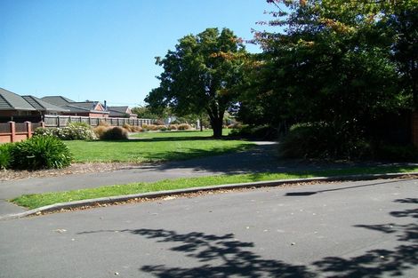 Photo of property in 8 York Tong Place, Addington, Christchurch, 8024