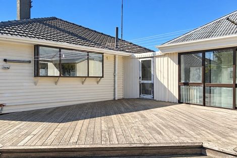 Photo of property in 46 Athol Terrace, Upper Riccarton, Christchurch, 8041