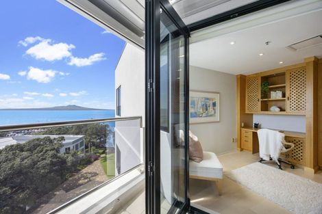 Photo of property in Mon Desir Apartments, 6/173b Hurstmere Road, Takapuna, Auckland, 0622